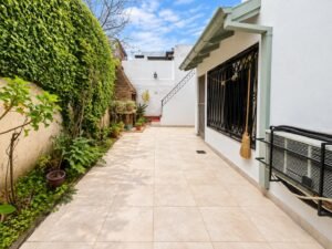 Casa en venta en España al 3000, Olivos
