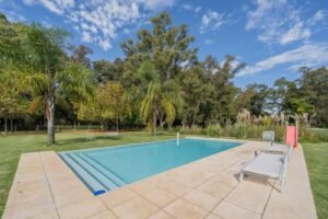 Casa en venta en Fincas de San Vicente, Av. Juan Pablo II al 1600