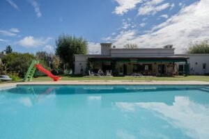 Casa en venta en Fincas de San Vicente, Av. Juan Pablo II al 1600