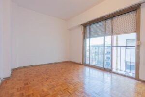Departamento en venta en La Rioja al 400, Balvanera