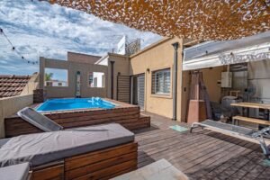 PH en venta en Vedia al 2500, Saavedra